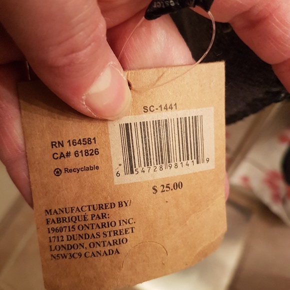 Just Cozy poncho - Picture 3 of 5